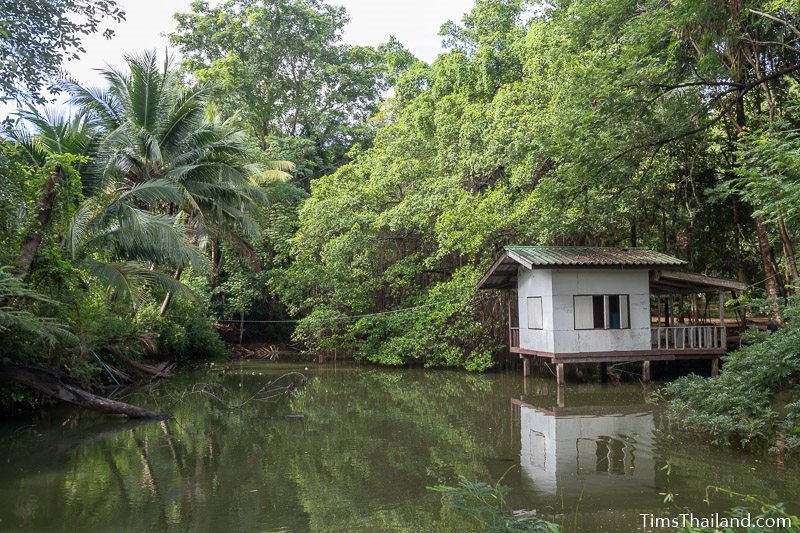 Ku Khu Khat Khmer Ruin - Tim's Thailand