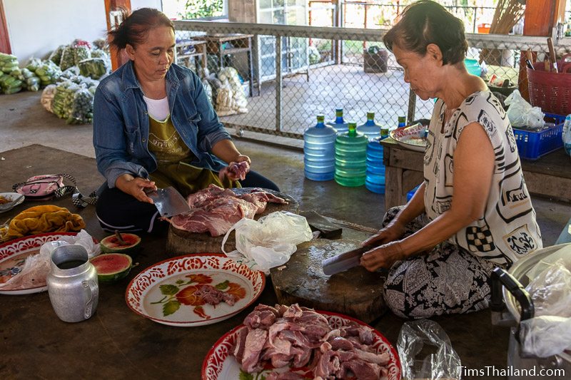 Boon Khao Kam Photo Essay - Tim's Thailand