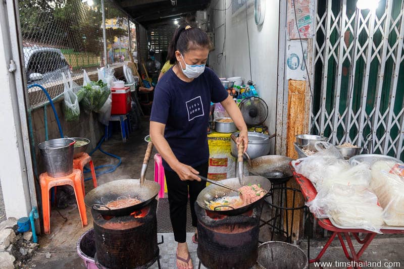 Pat Mee Khorat - Tim's Thailand